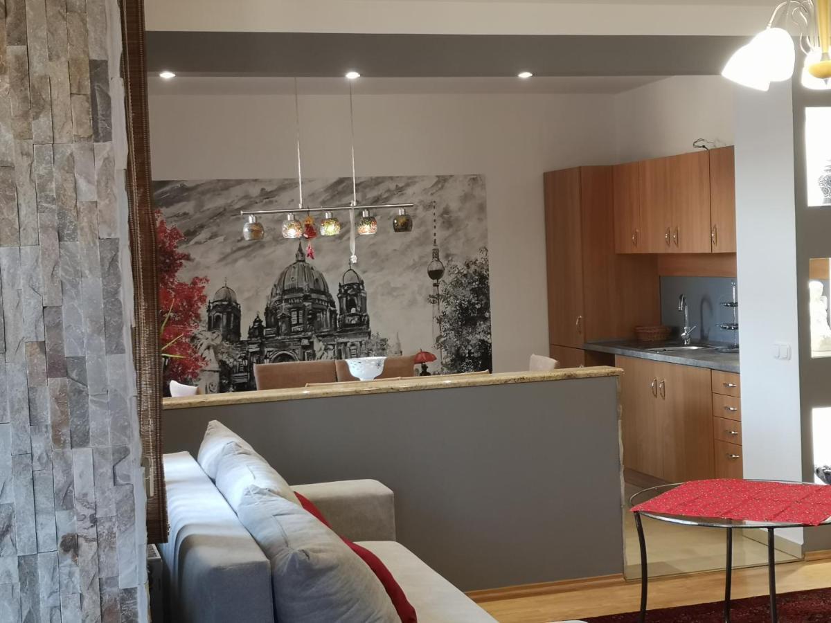 Hotello Apartmanhaz Es Panzio Zalaegerszeg Exteriér fotografie