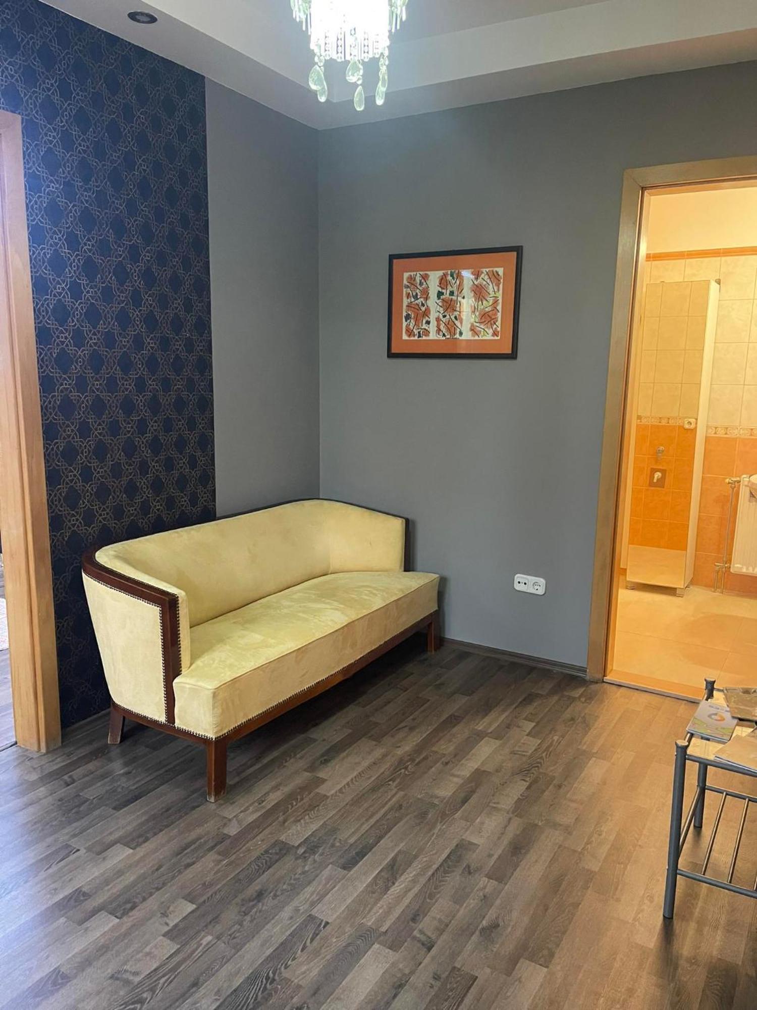 Hotello Apartmanhaz Es Panzio Zalaegerszeg Exteriér fotografie