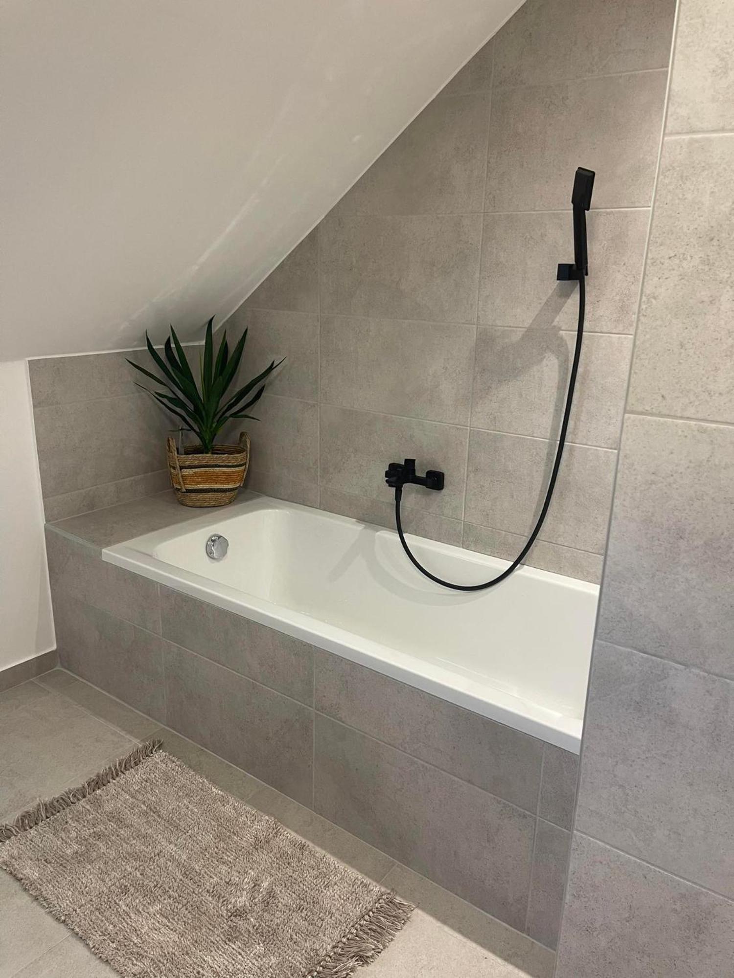 Hotello Apartmanhaz Es Panzio Zalaegerszeg Exteriér fotografie